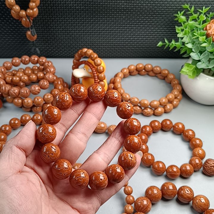 枫***雨桃核手串铁籽密纹红魔16