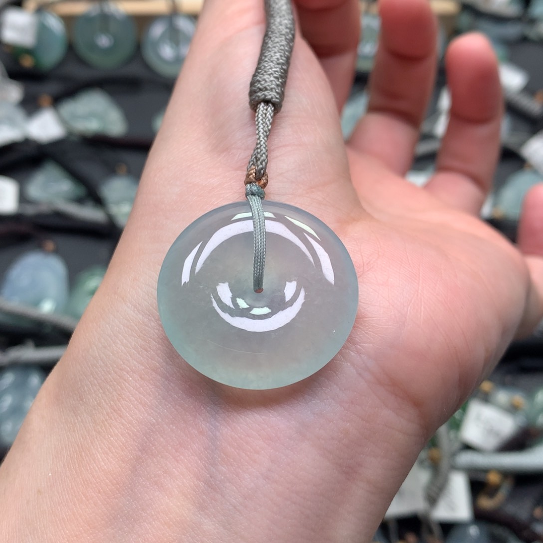 翡翠颈饰未镶嵌00000000000