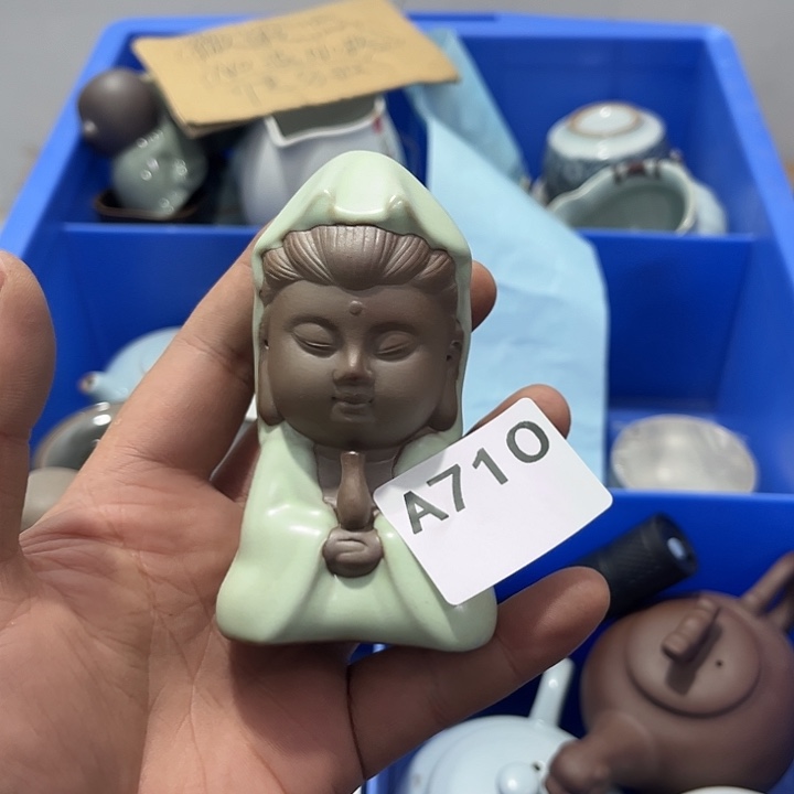 小***1瓷片茶摆件微瑕介意勿拍