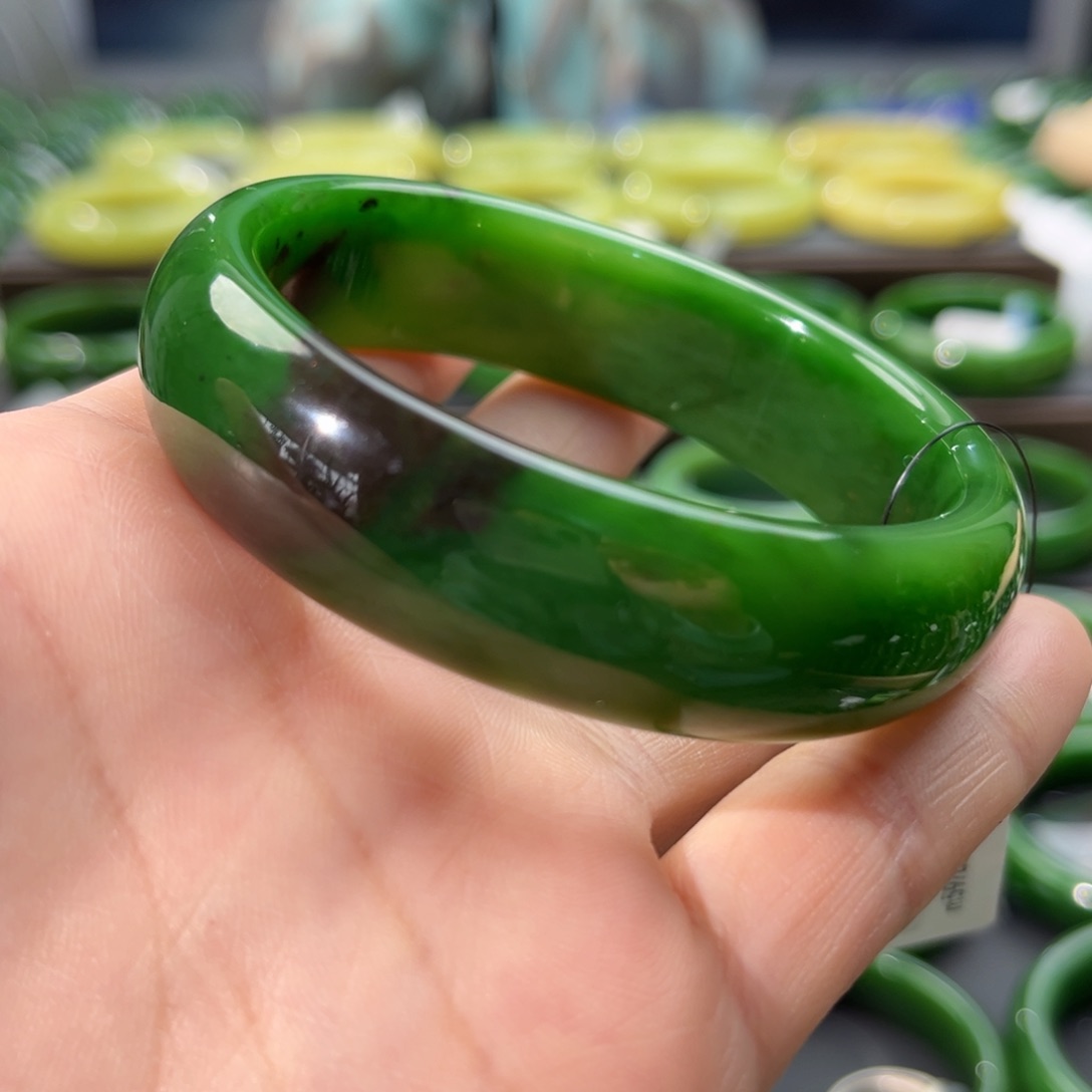 和田玉（碧玉）手镯未镶嵌