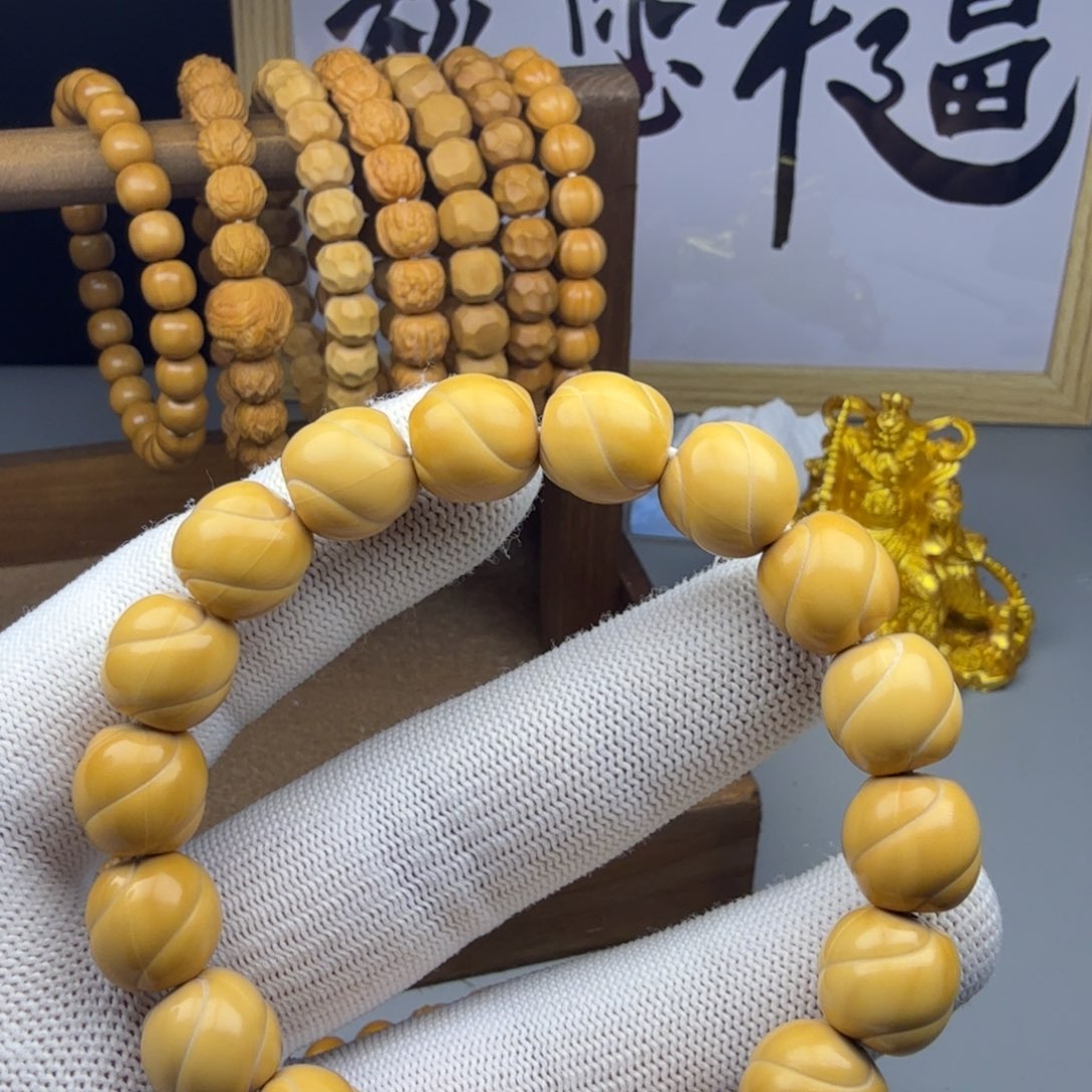 吊坠猴头核桃面包圈