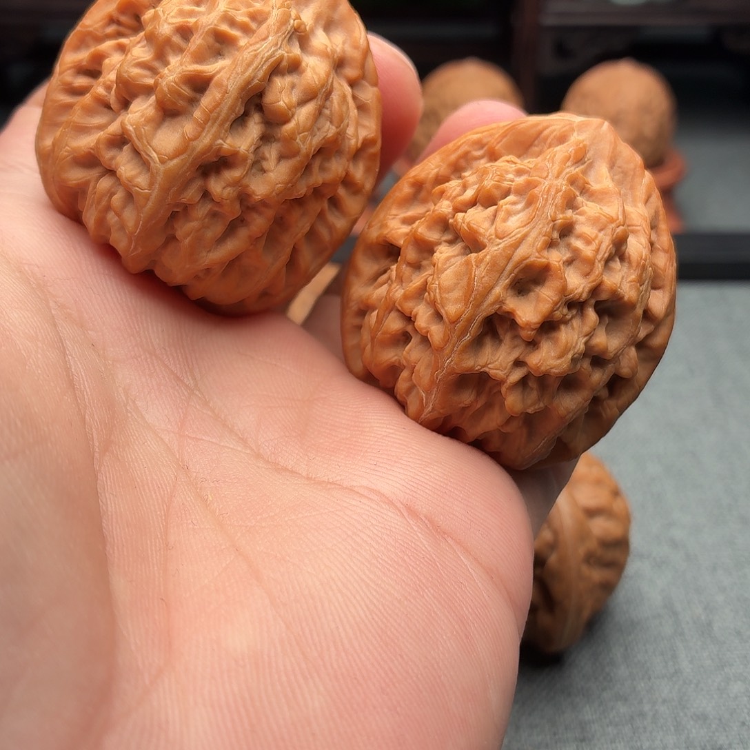 王***力文玩核桃吊坠红锦鲤43尺寸LY-042