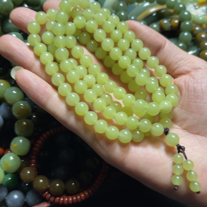 蛇纹石玉未镶嵌手链