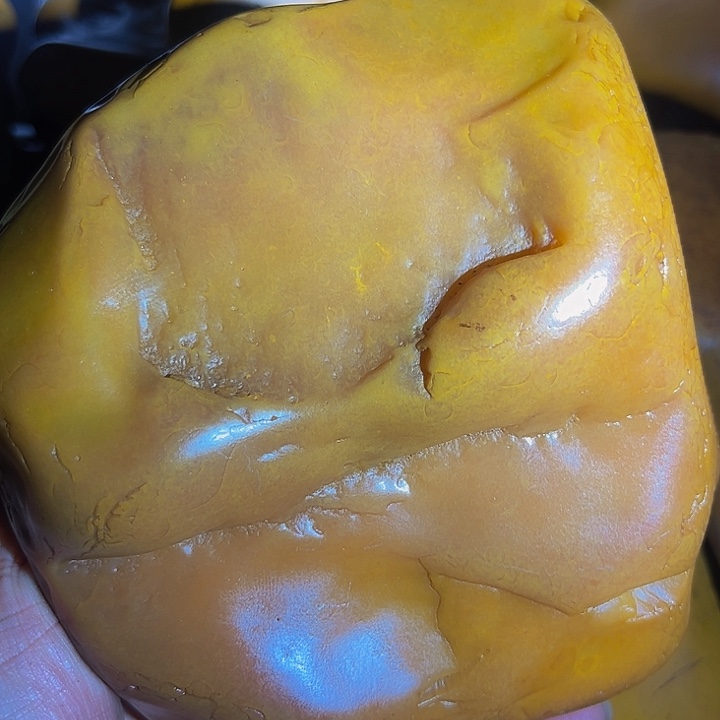 江西石承****烟黄蜡石的设计