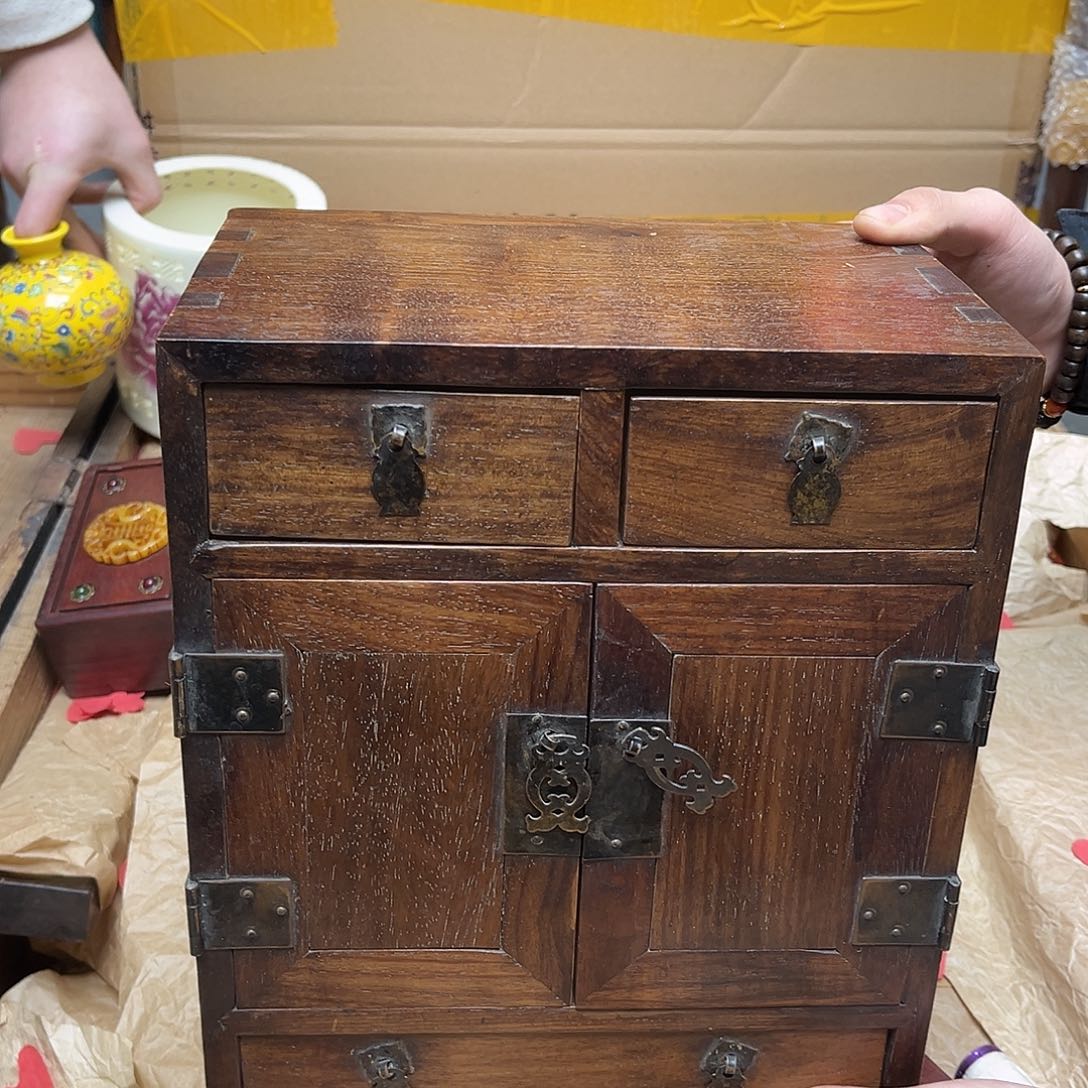 大叶紫檀（黑酸枝木类）