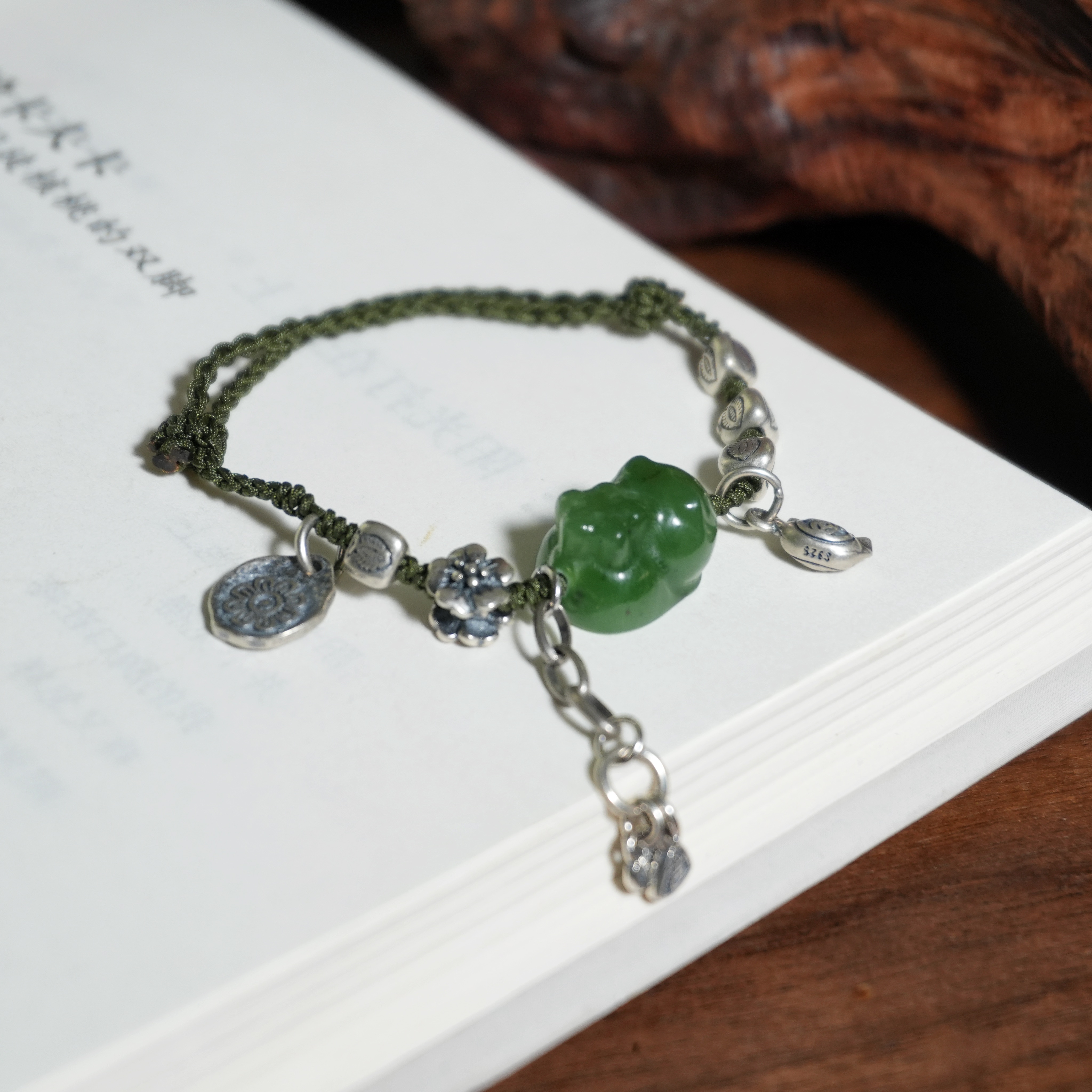 B1122 和田玉银S925镶嵌 碧玉猫猫多银绿手绳