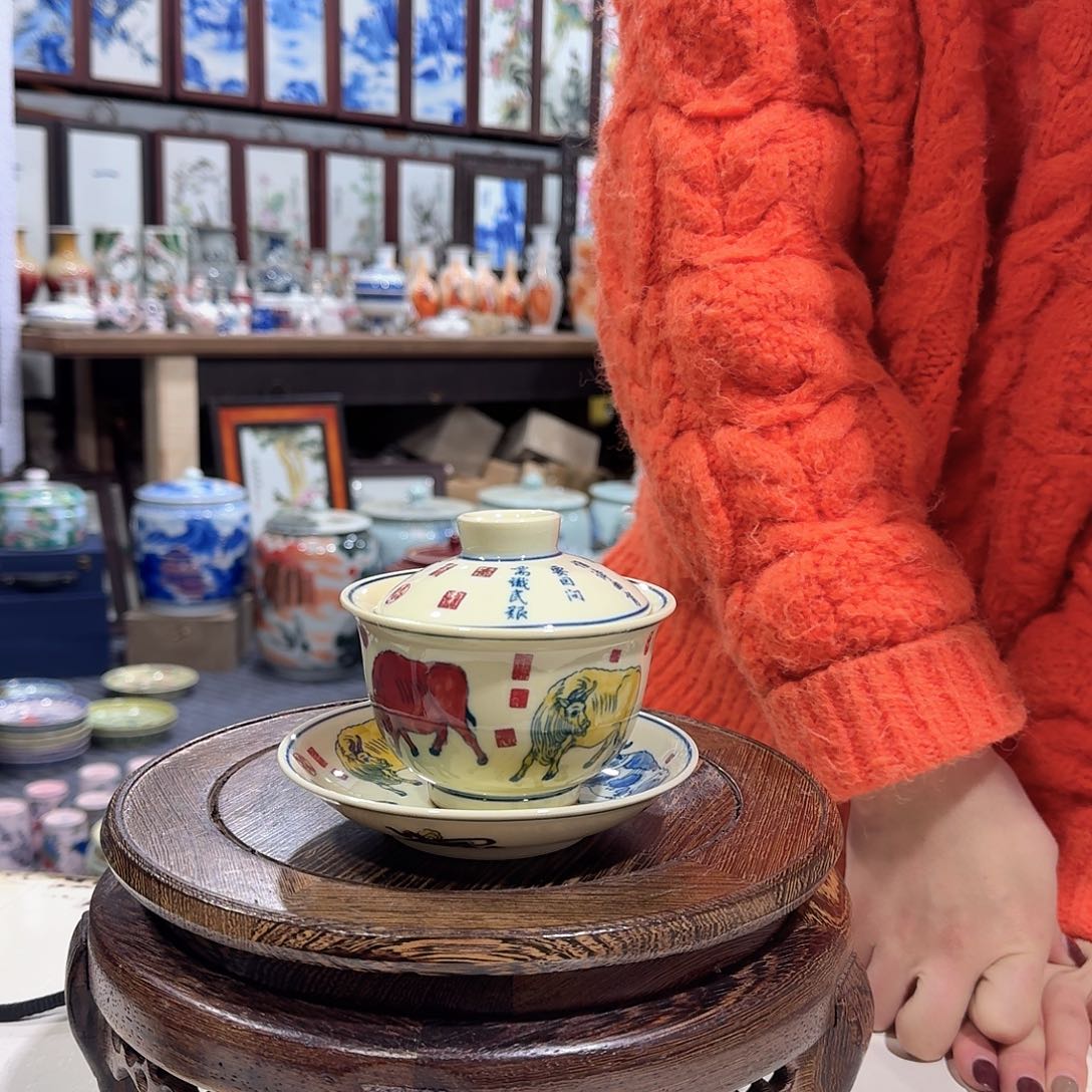 瓷摆件////景德镇陶瓷瓷器。