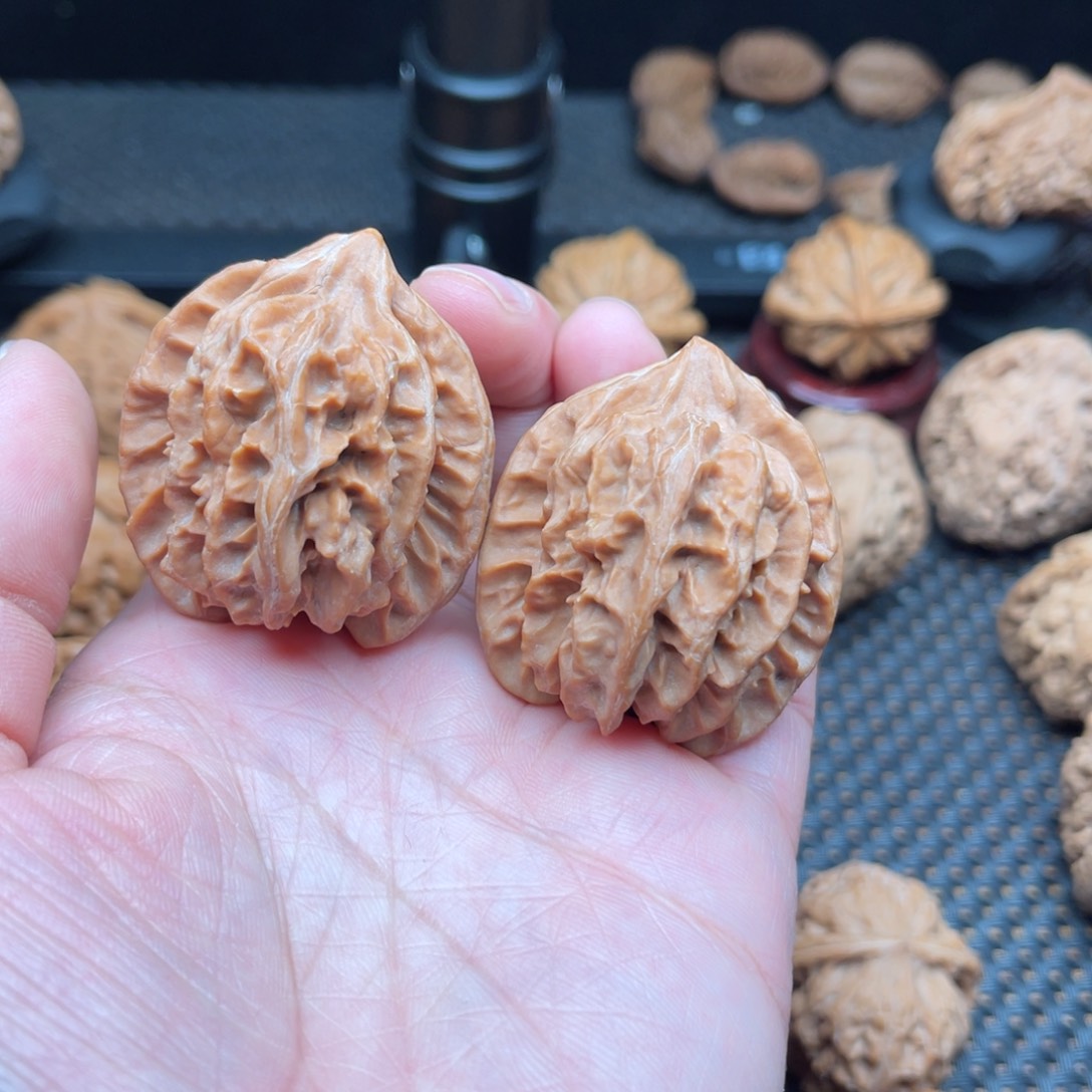 文玩核桃吊坠落*～曹大龙