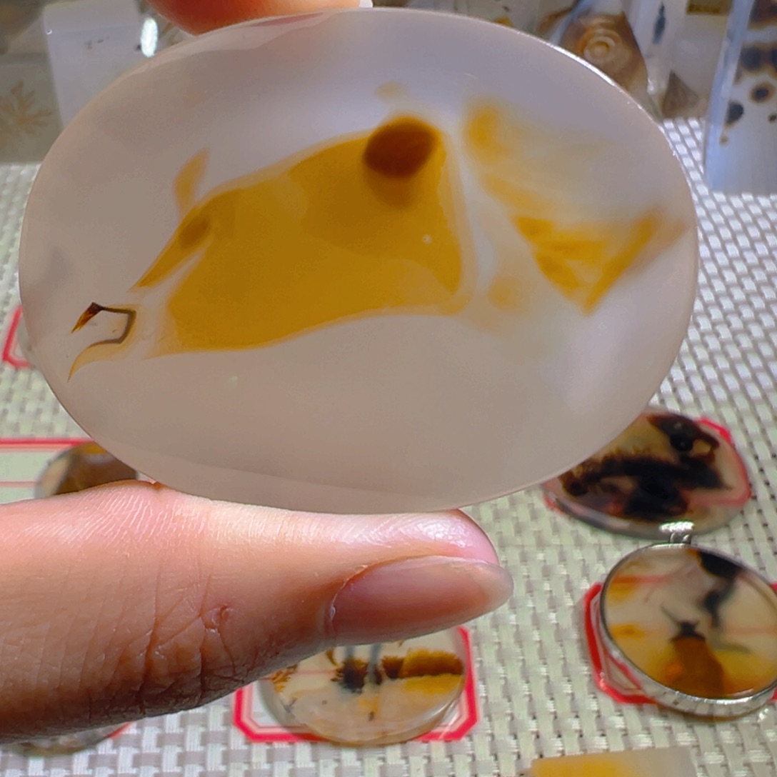 玛瑙/玉髓颈饰未镶嵌