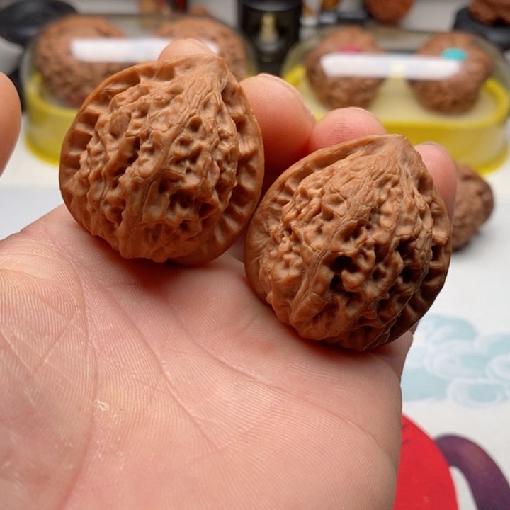 文玩核桃吊坠37全品金牛