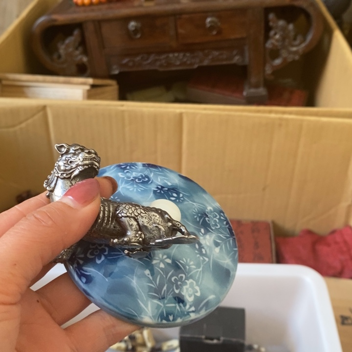 瓷中古工艺品一件