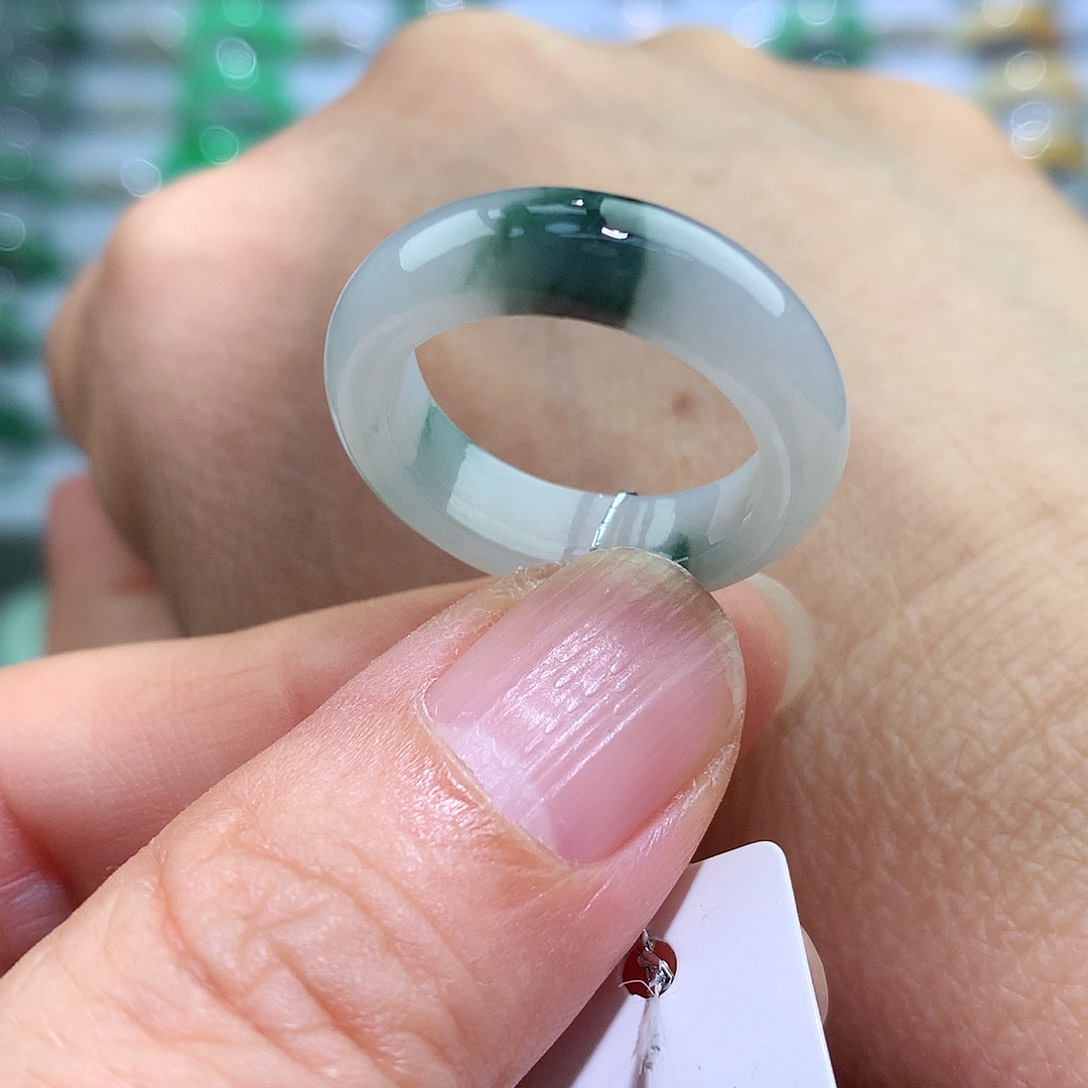 翡翠戒指未镶嵌13-14号