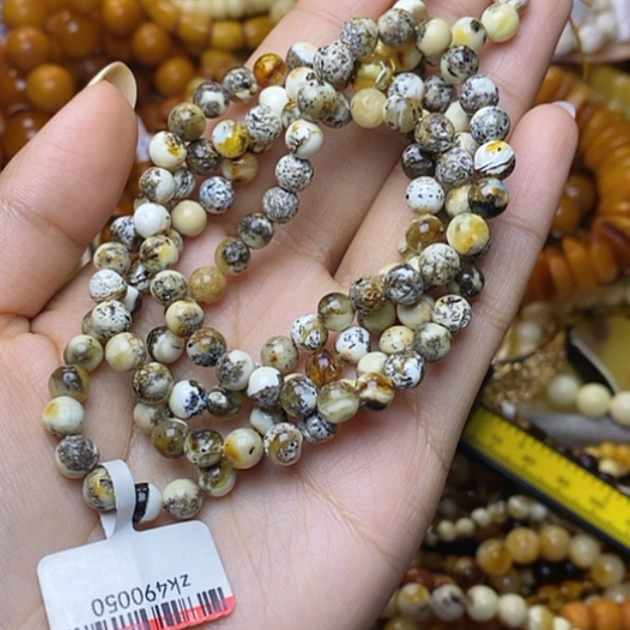 【闪购商品】未镶嵌琥珀珠宝奇石k***o