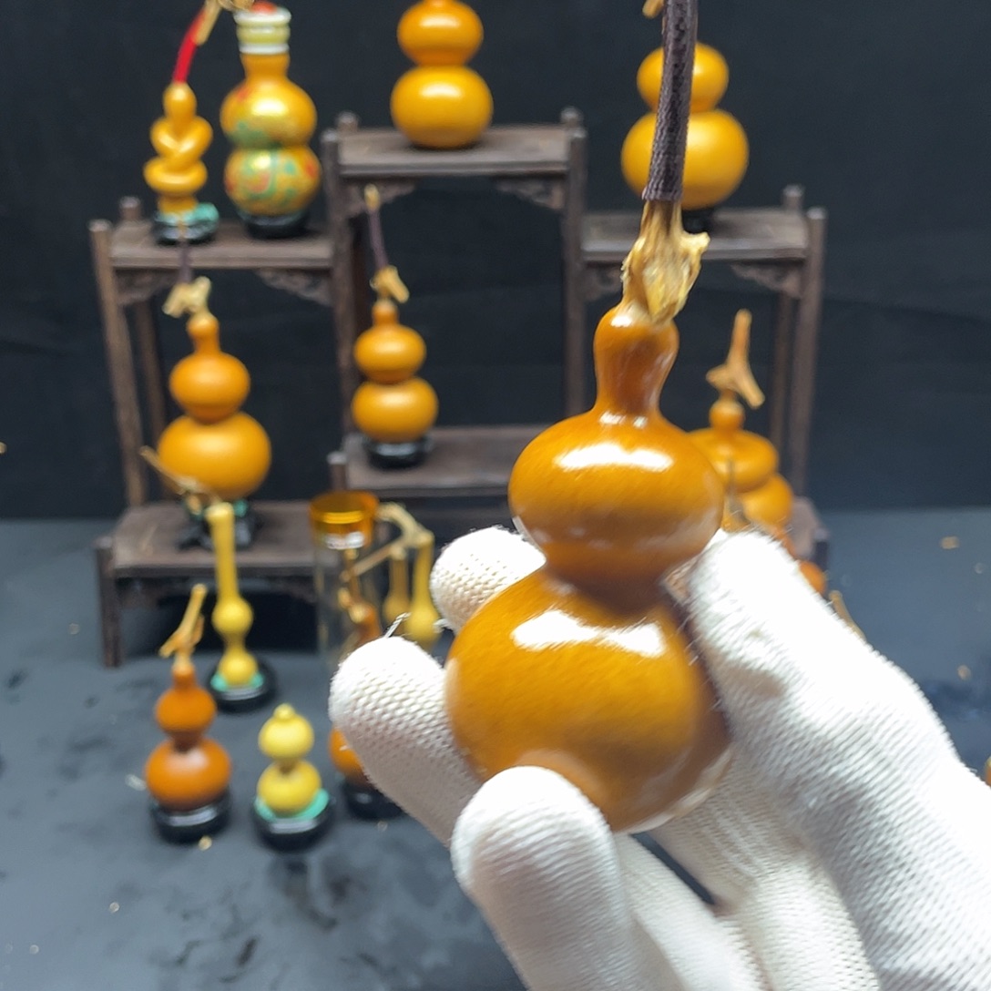 陈***张大叶紫檀（黑酸枝木类）