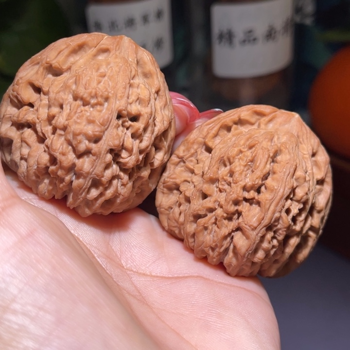 韩***信吊坠文玩核桃            45