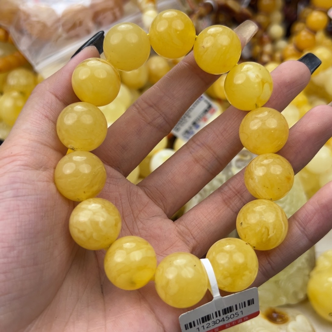 琥珀珠宝奇石未镶嵌