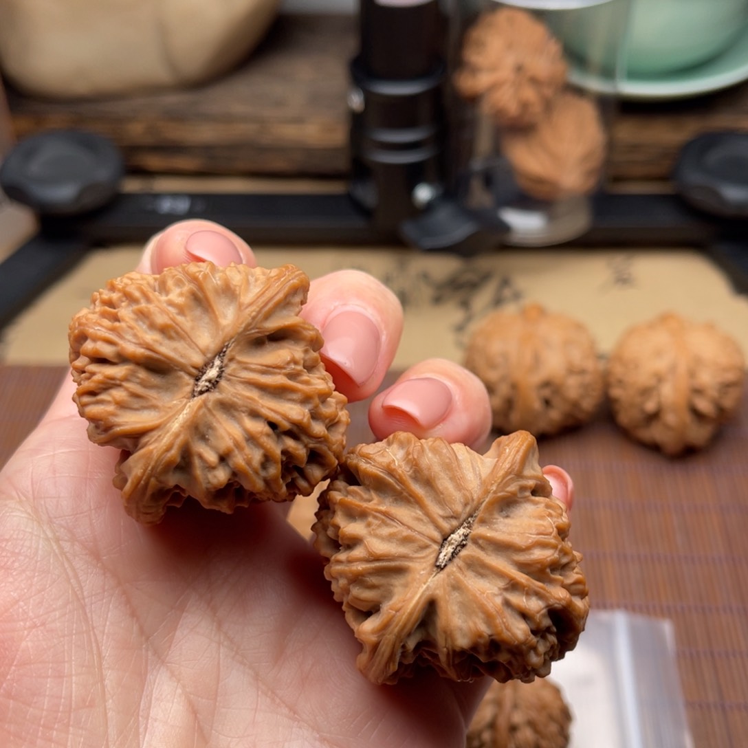 吊坠文玩核桃42南疆红皮