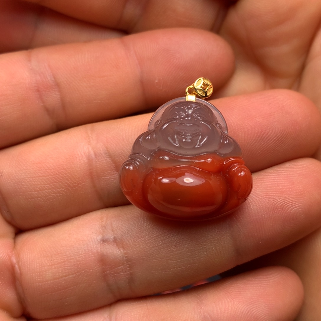 南红玛瑙吊坠18K金镶嵌小*味