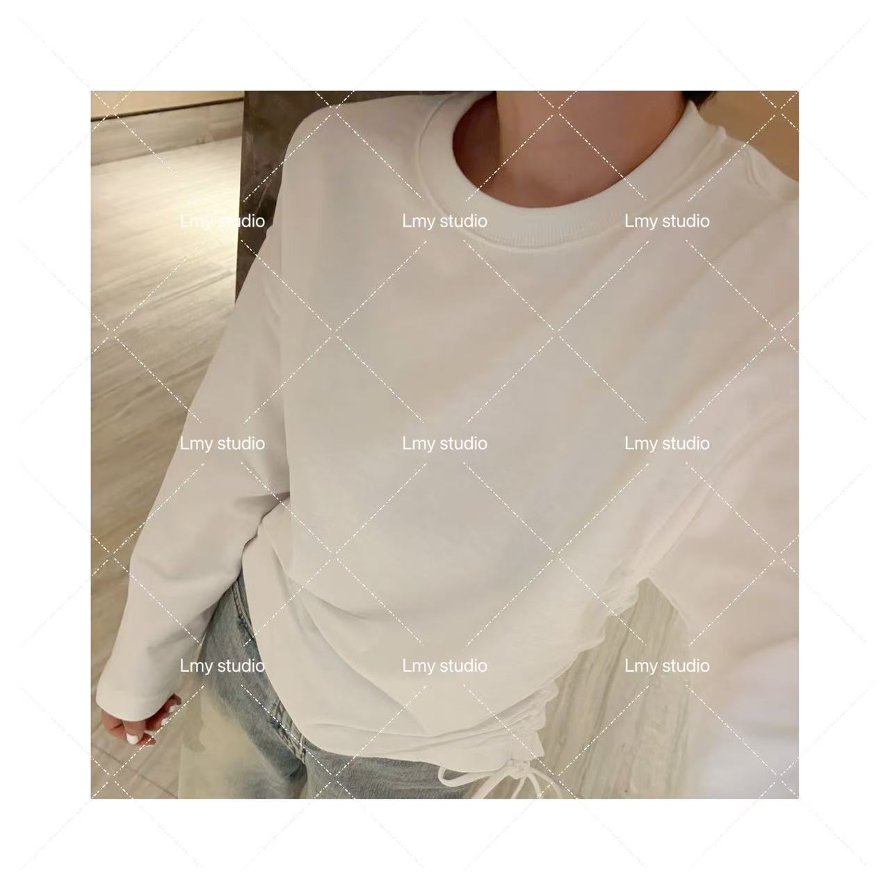 “新贵格调”澳洲高端松弛简约白色卫衣Tee