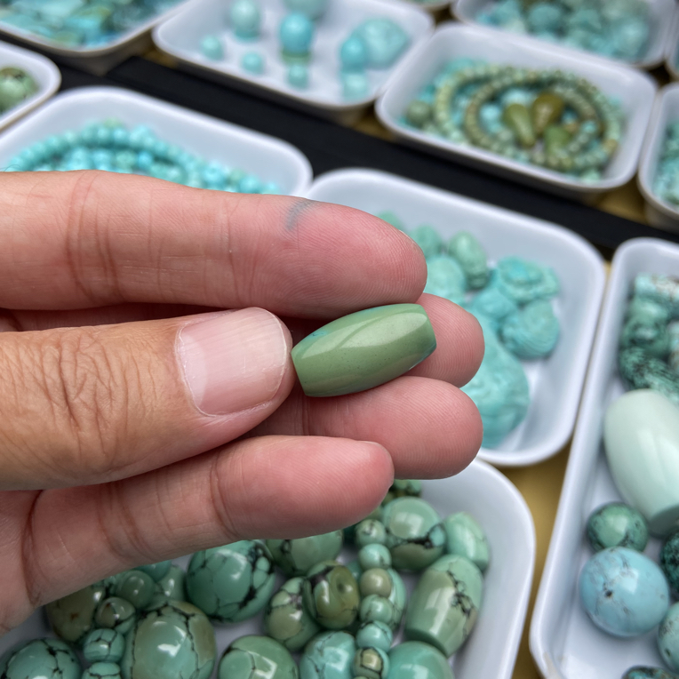 原矿高瓷绿松石特色桶珠