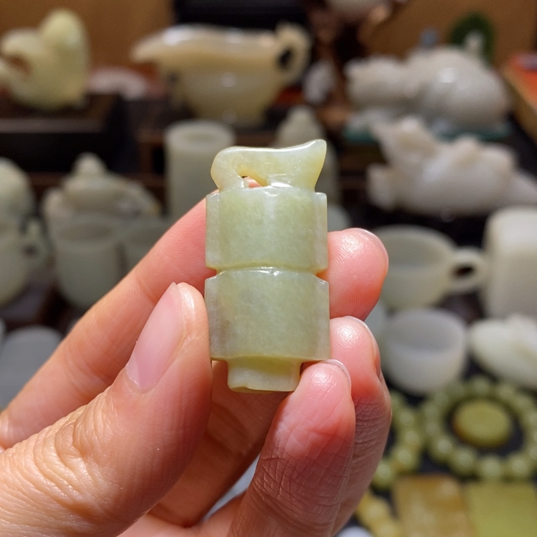 和田玉挂件未镶嵌