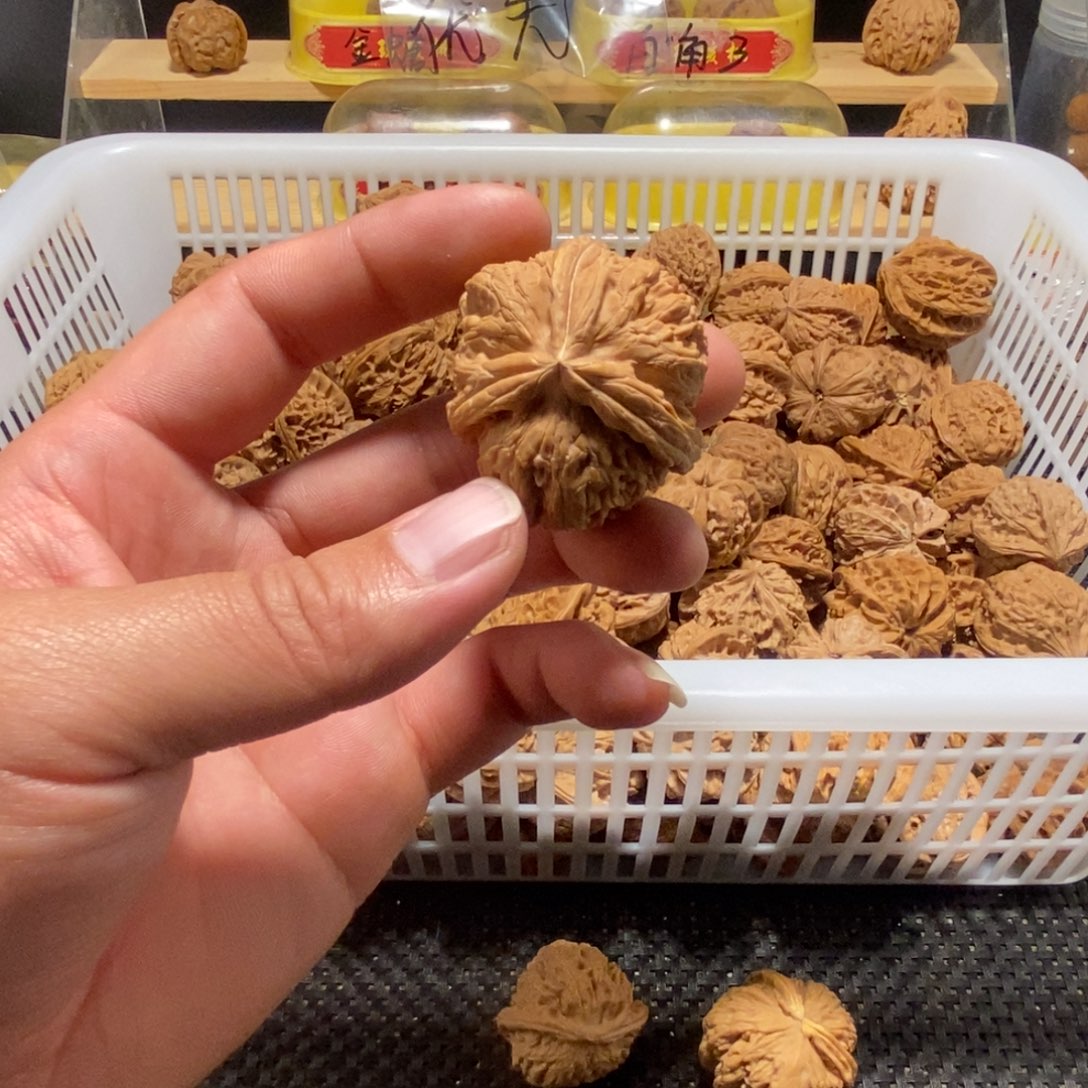 ****饭核桃异形单只异形