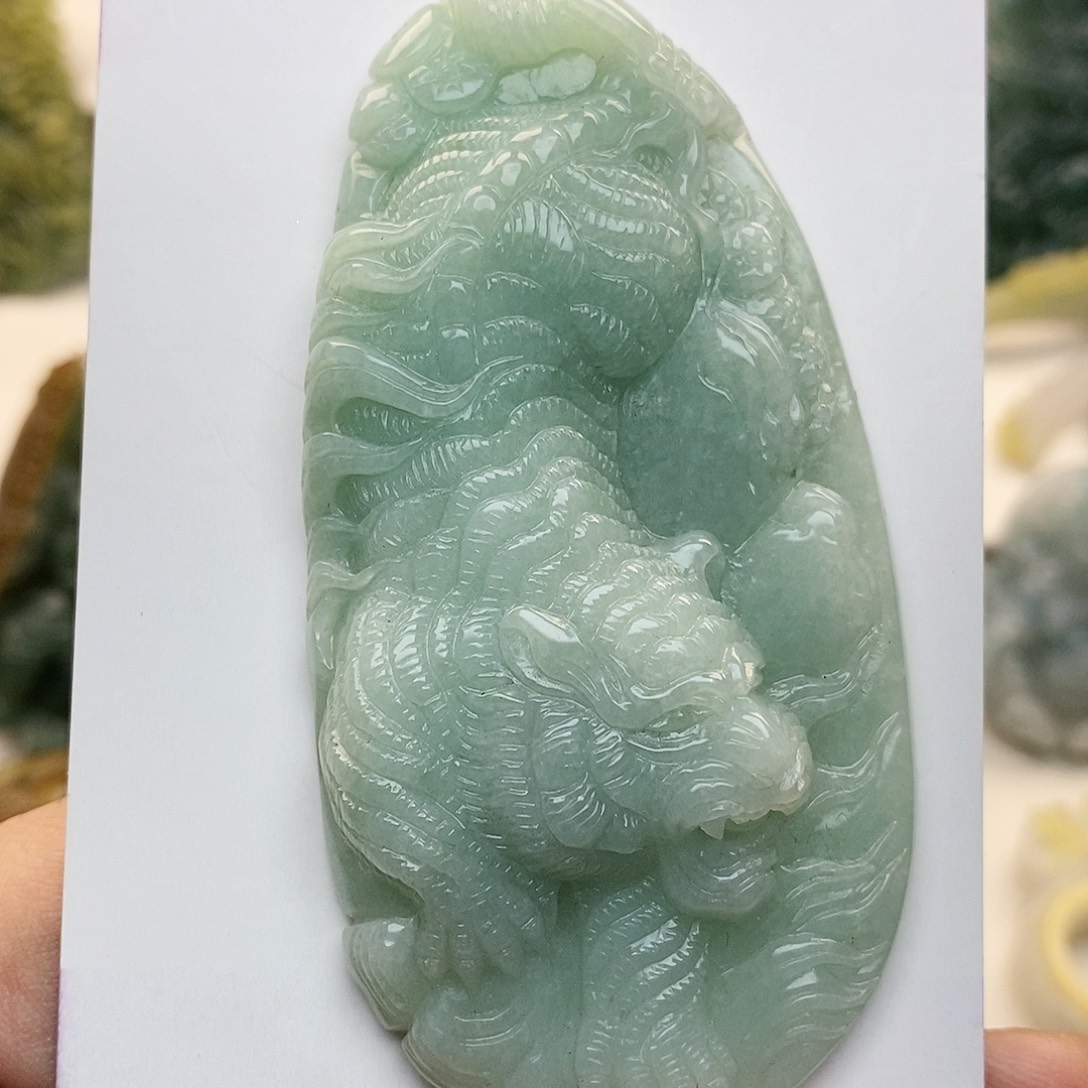 颈饰未镶嵌翡翠翡翠虎牌