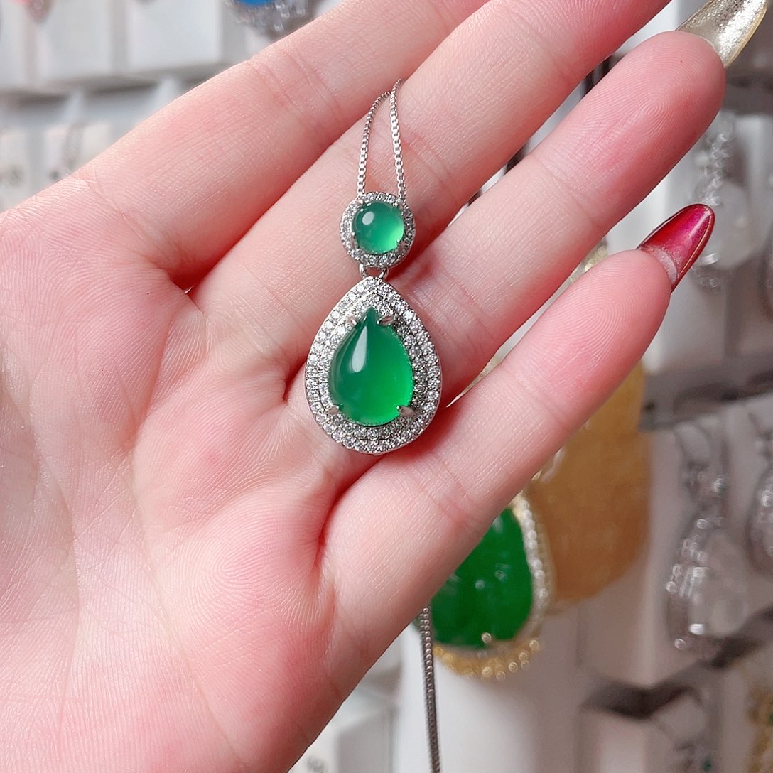 玛瑙/玉髓吊坠(赠链)未镶嵌