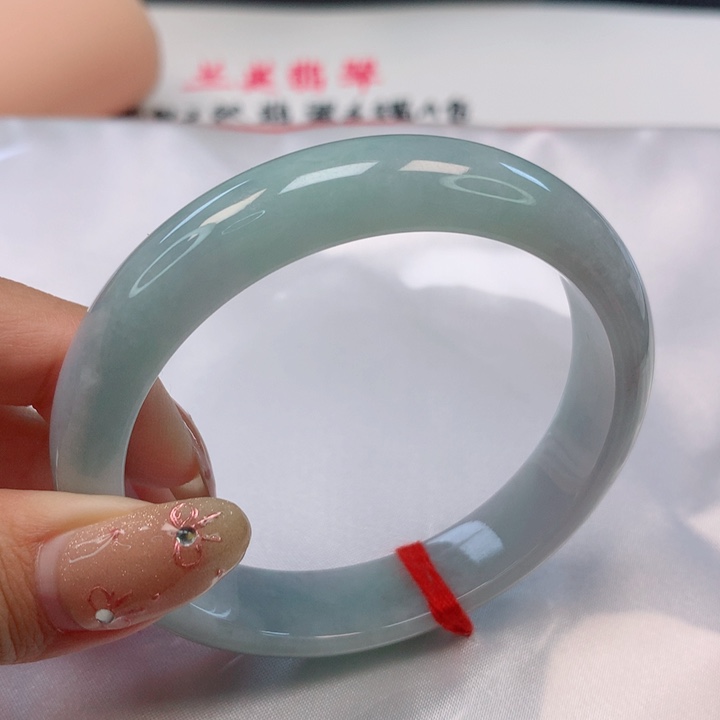 翡翠手镯未镶嵌米***工57圈