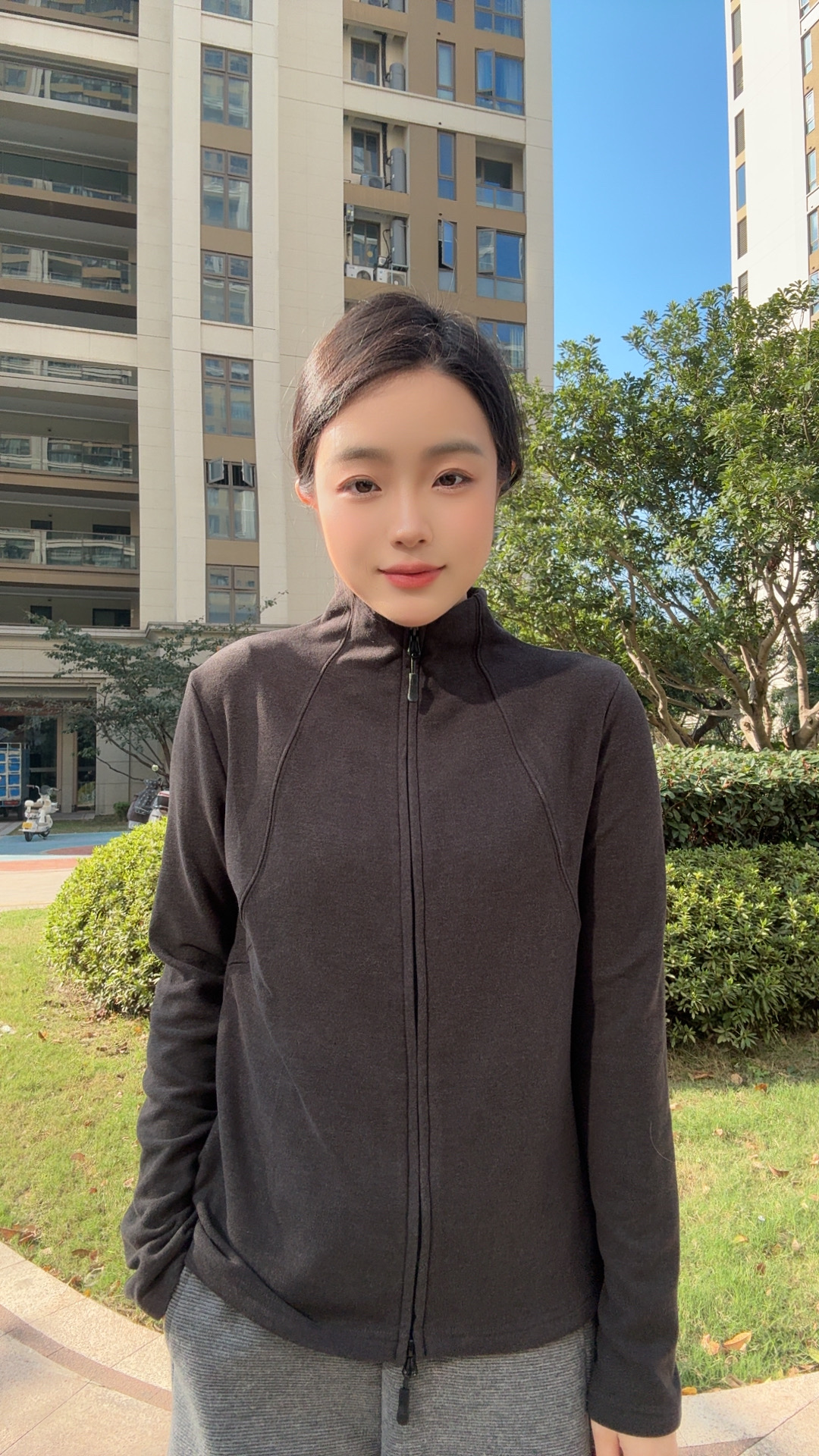 【琴琴】小暖炉软糯舒适立体裁剪双面澳绒感显瘦亲肤立领拉链款外套