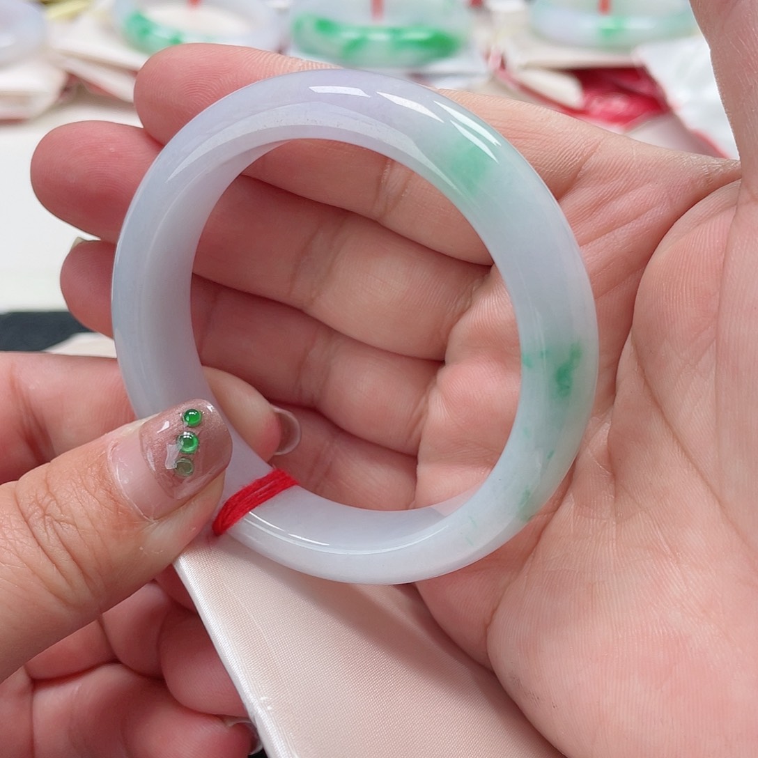 翡翠手镯未镶嵌缅甸翡翠手镯53圈