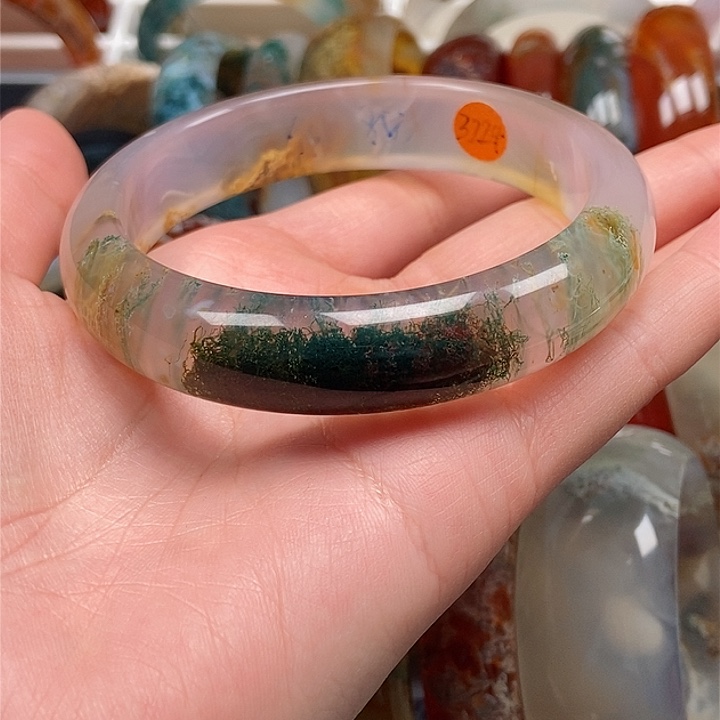 手镯玛瑙/玉髓未镶嵌