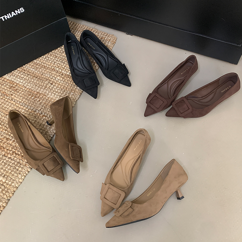 法式复古方扣单鞋女2025秋季新款尖头细跟高跟鞋女百搭通勤工作鞋