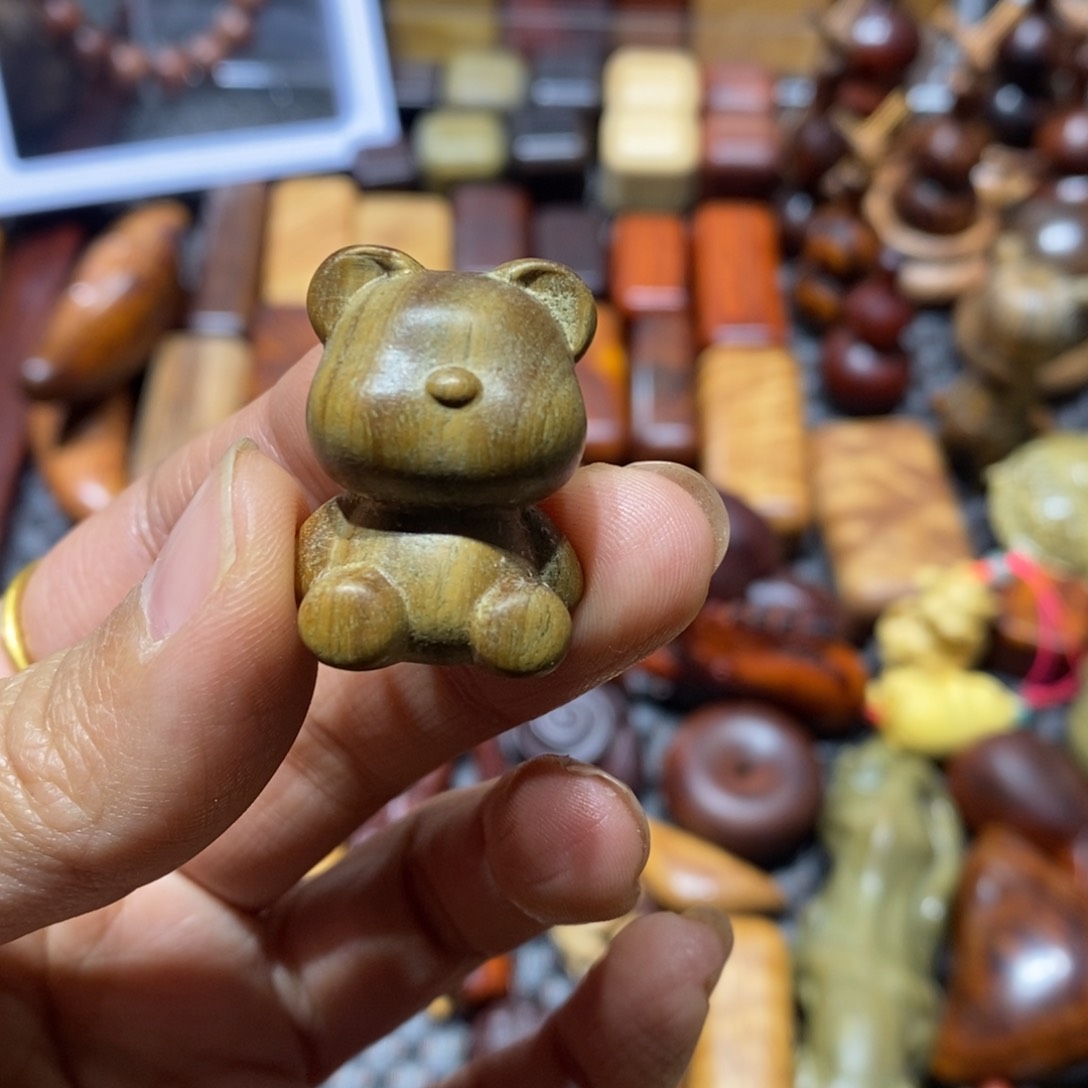 木自*绿檀木小熊一个