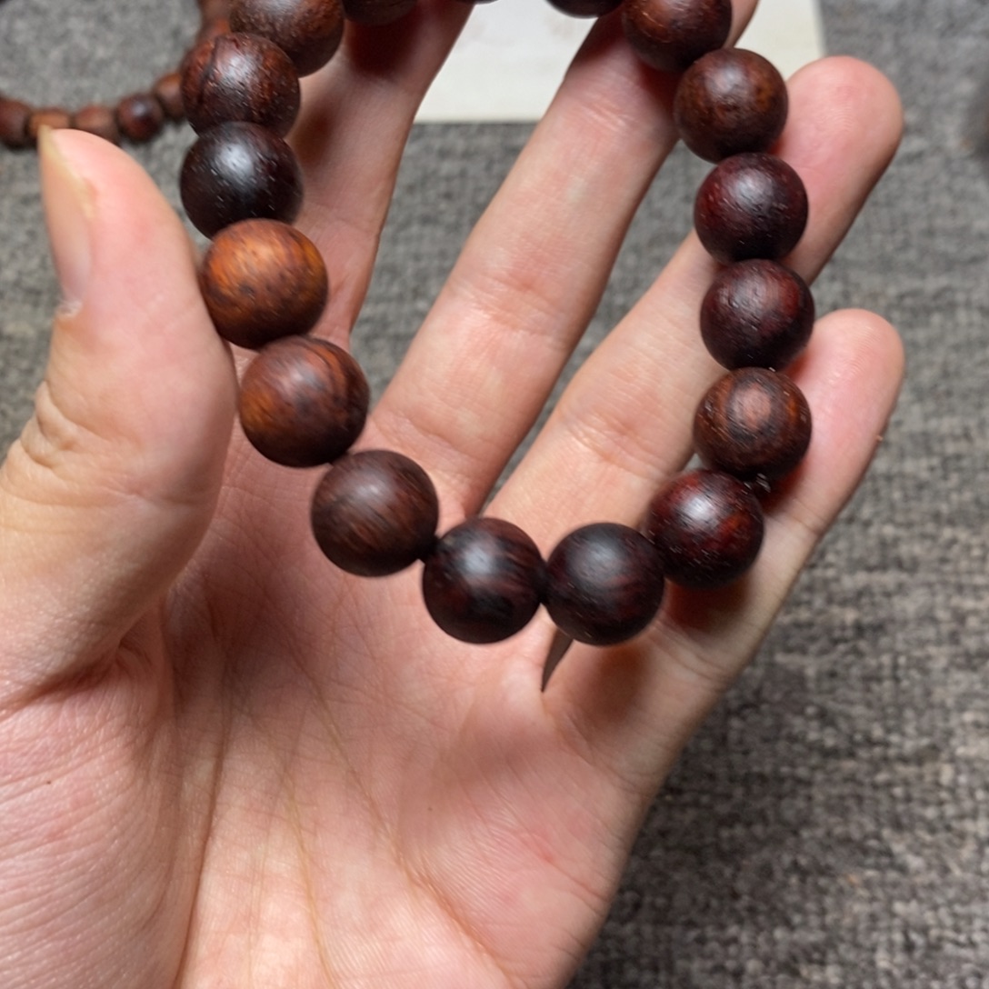 不***事藤类1.2降真香紫红油一档