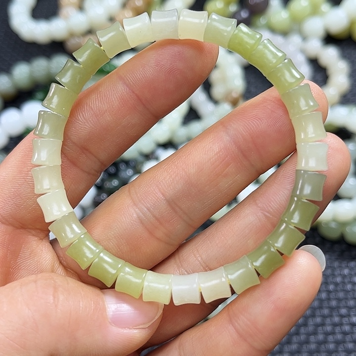 和田玉未镶嵌手链