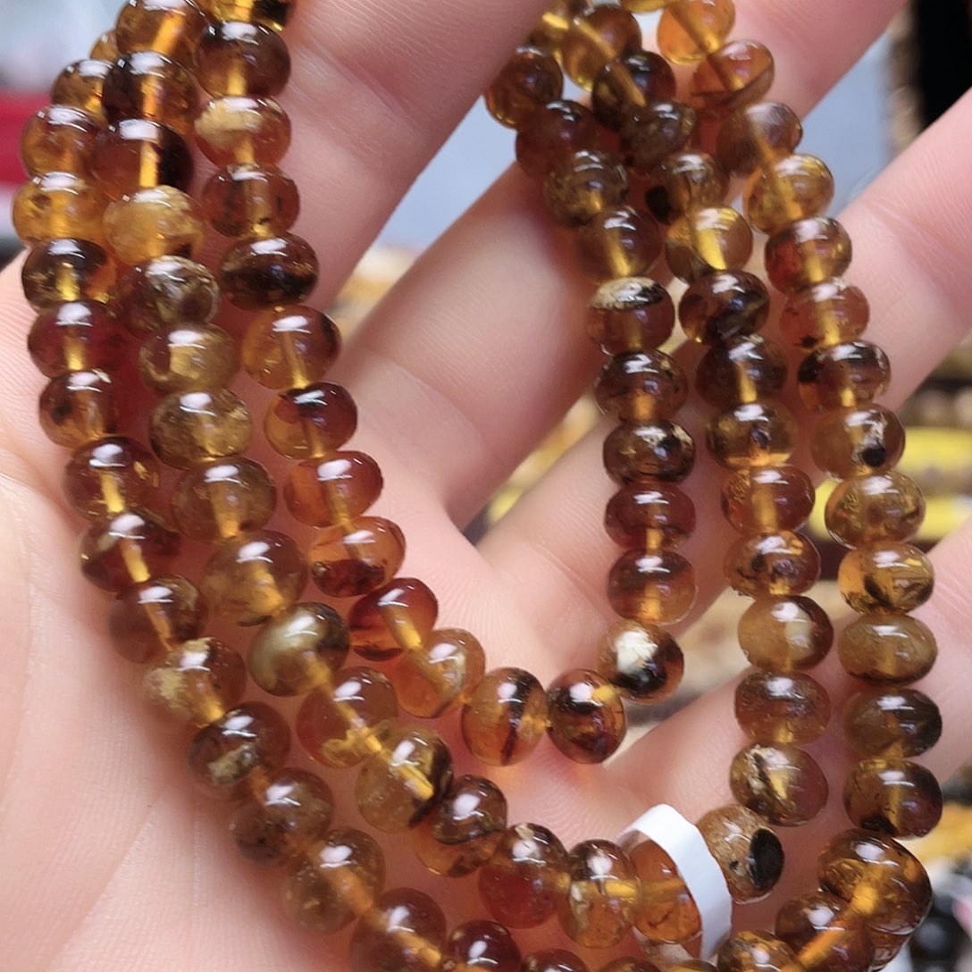 琥珀裸石未镶嵌七10585