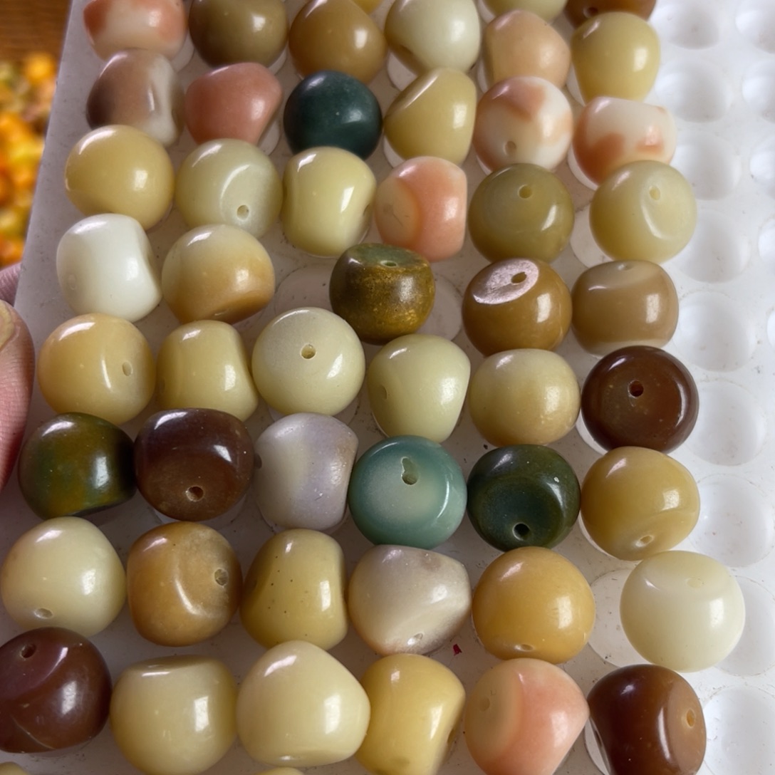 吊坠白玉菩提瑕疵14多宝蒜瓣60颗