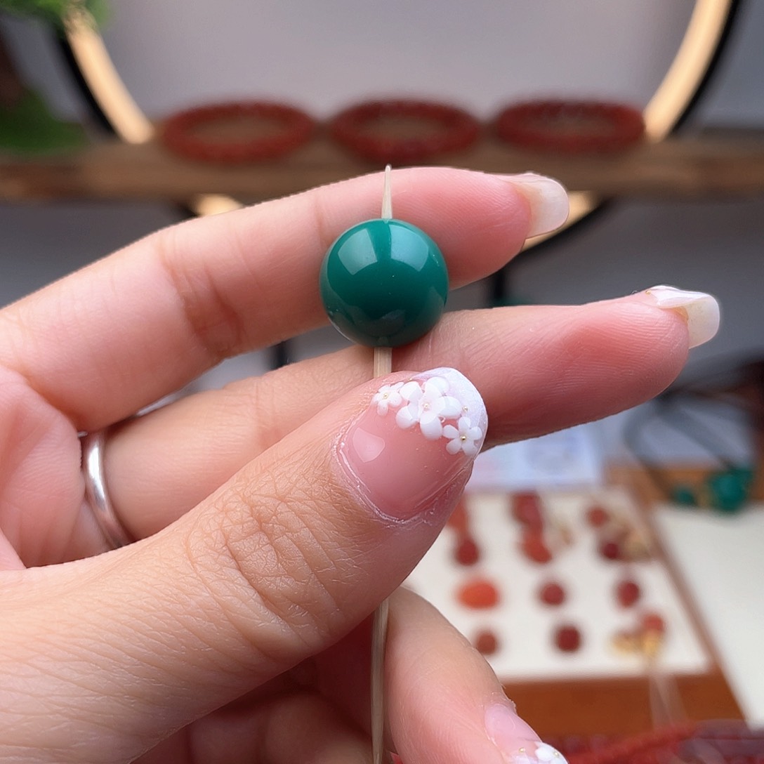 玛瑙/玉髓未镶嵌珠宝半成品m****4