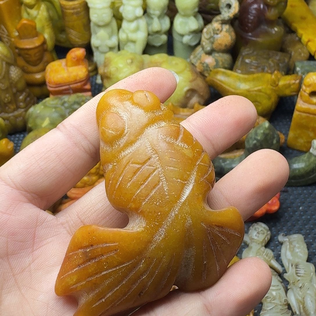 白玉菩提吊坠。。。