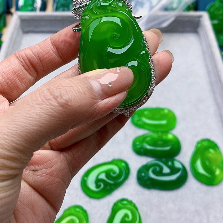 玛瑙/玉髓吊坠未镶嵌