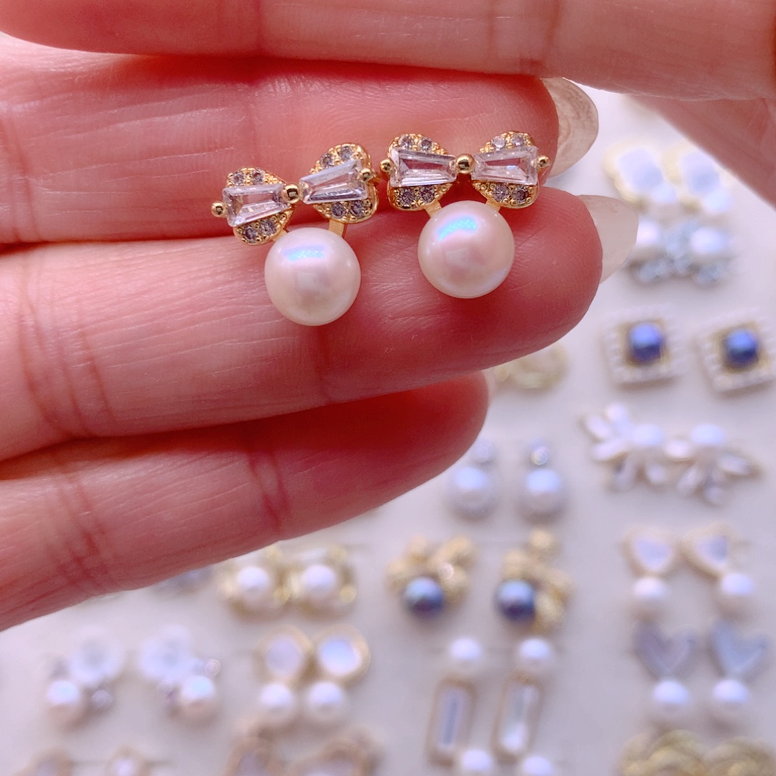 合金耳饰淡水珍珠