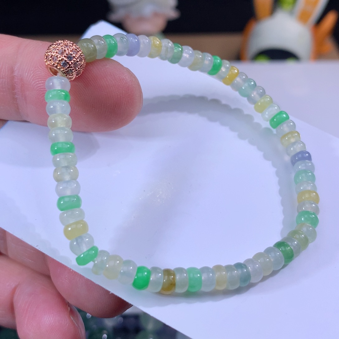 翡翠手链未镶嵌翡翠
