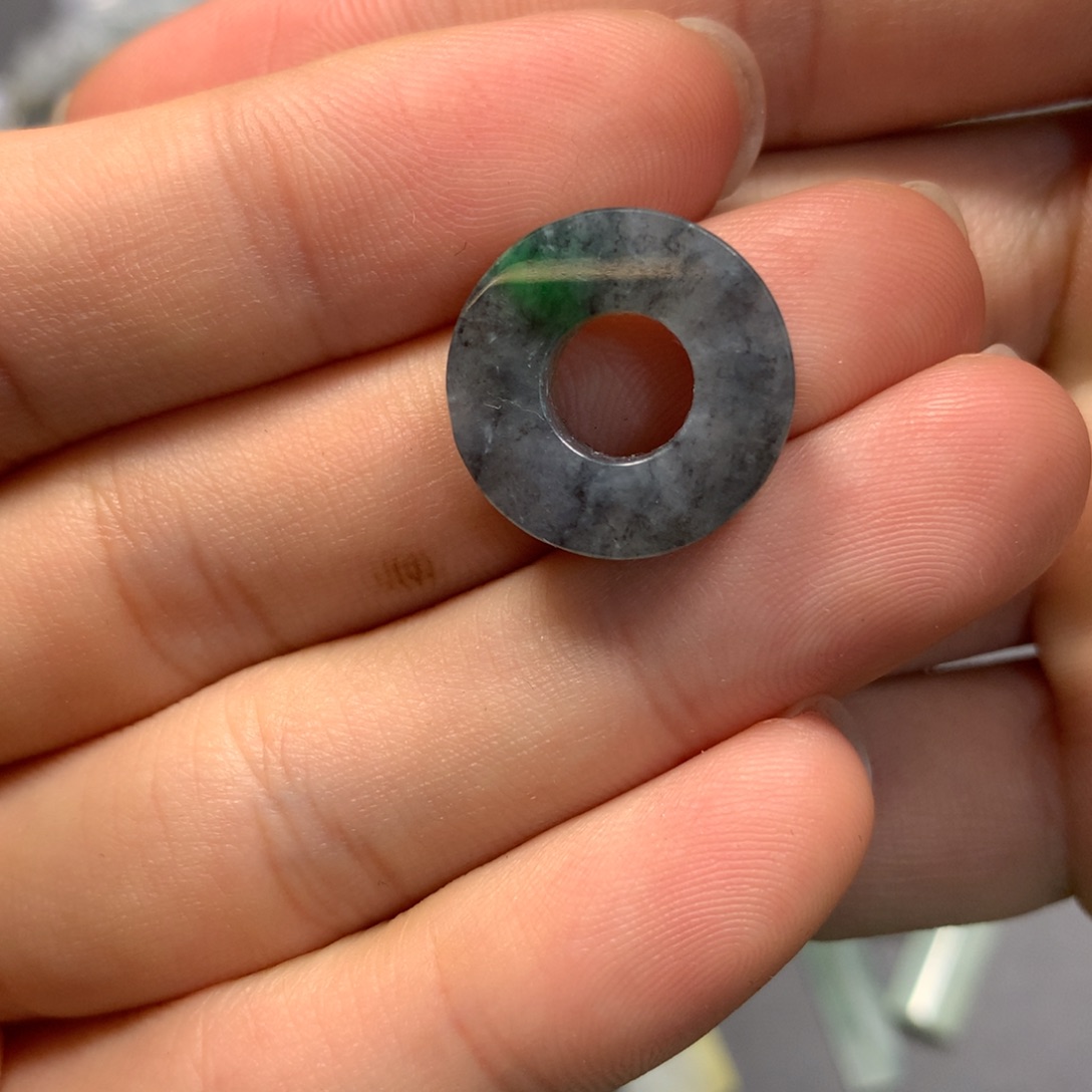 翡翠裸石翡翠首饰