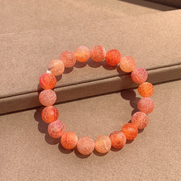 586   卡10红纹手串