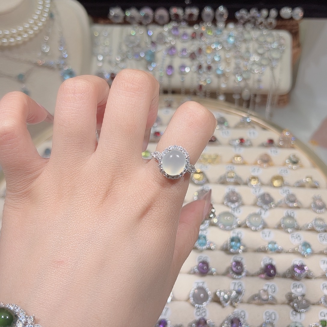 用***3戒指银S925镶嵌黄晶