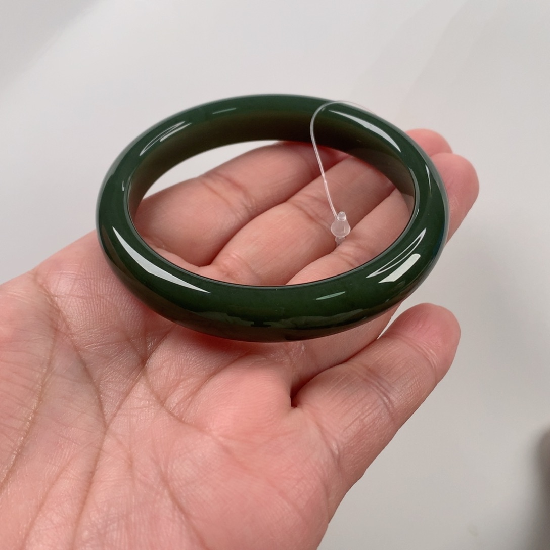 和田玉手镯未镶嵌54.5口径