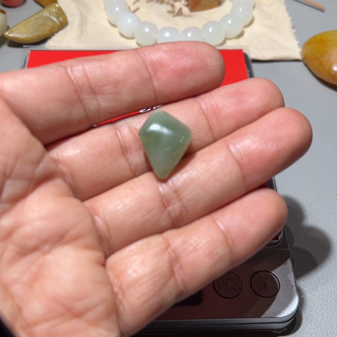 和田玉（子料）未镶嵌挂件