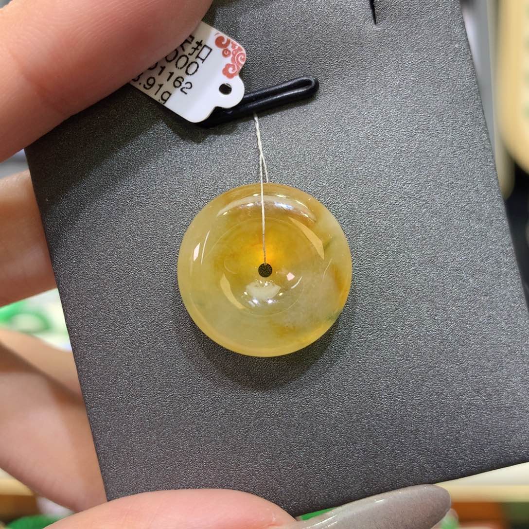 翡翠戒指未镶嵌平安扣