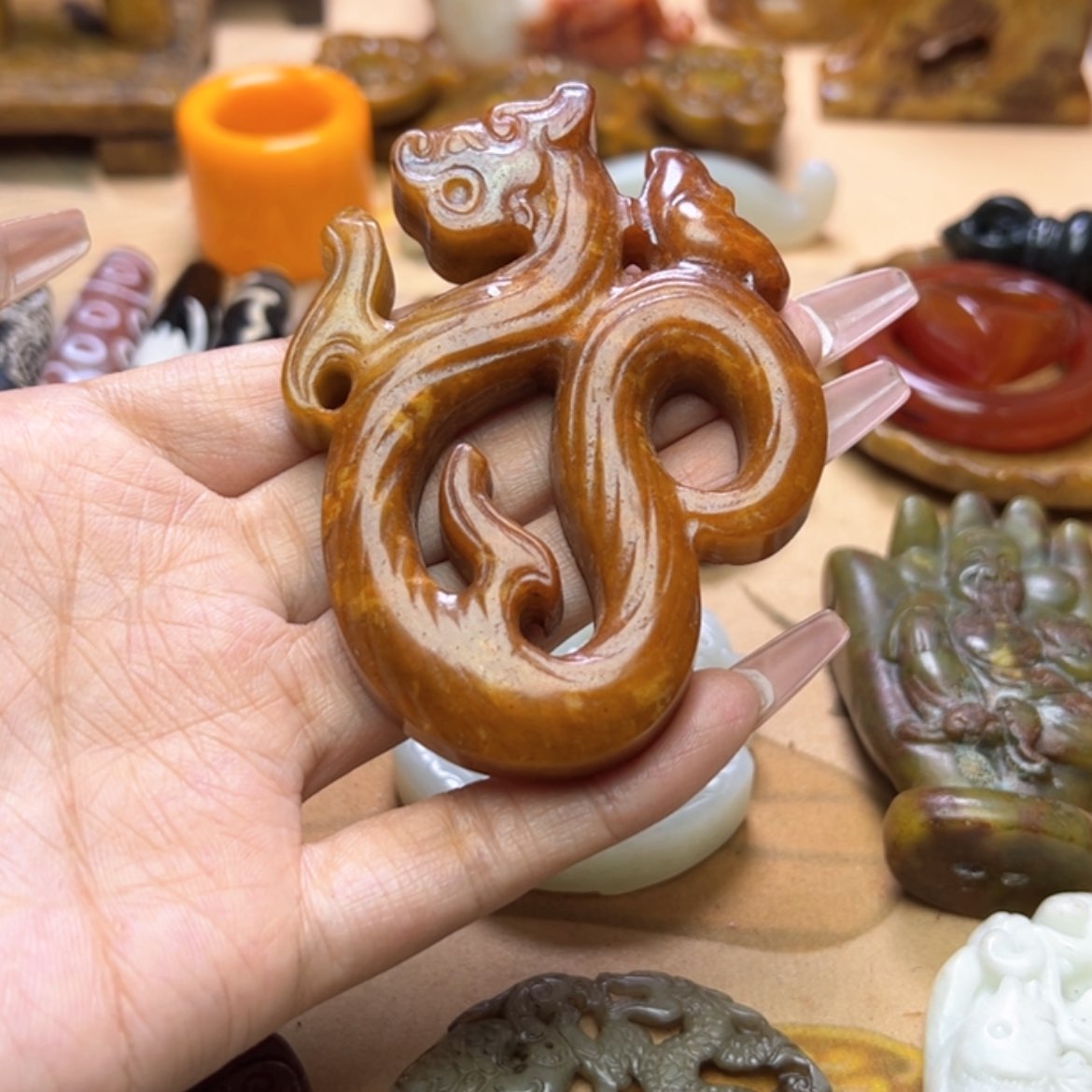 【闪购商品】蛇纹石玉颈饰未镶嵌